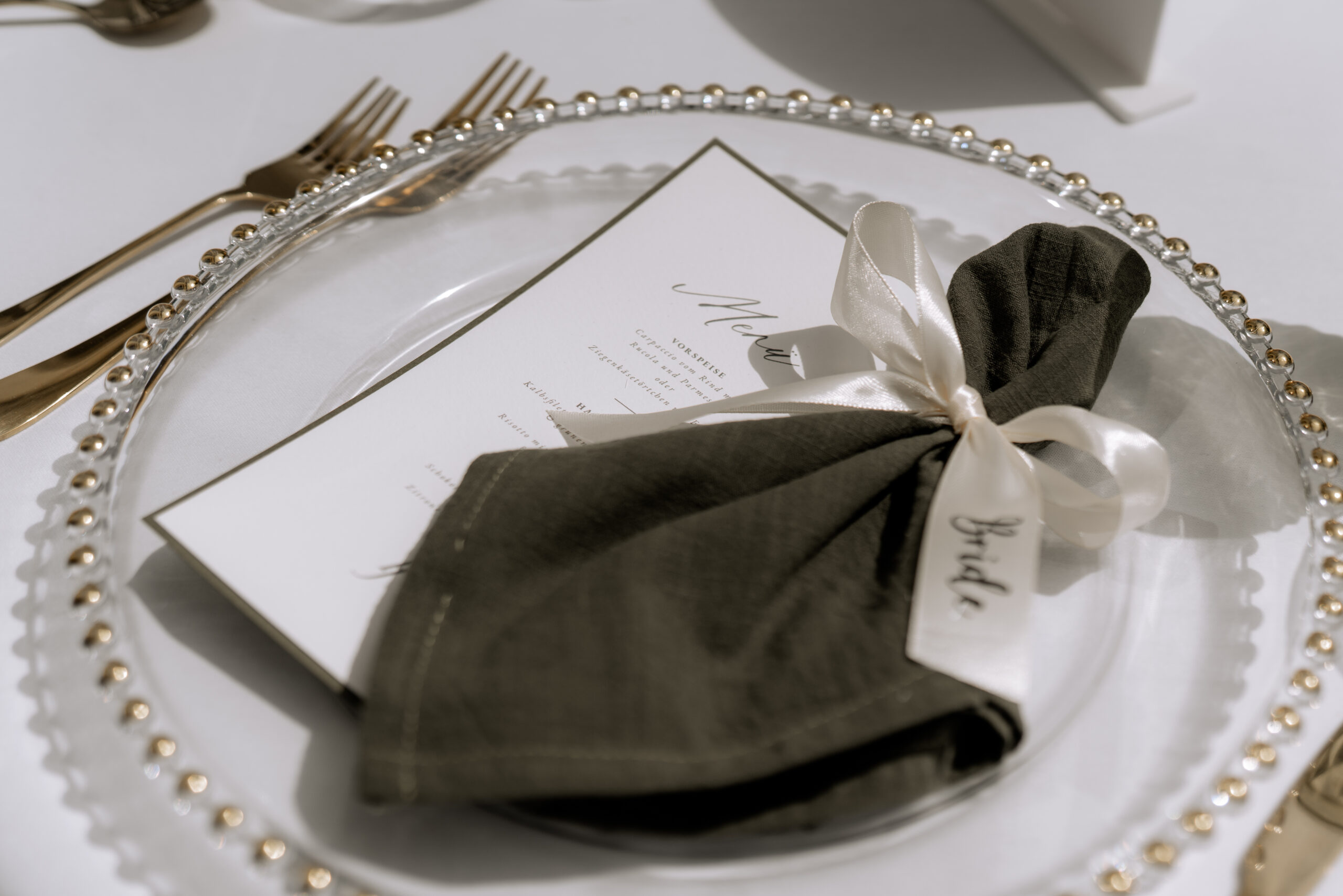 Table Setting Hochzeit, Papeterie und Hochzeitsdeko, Hochzeitsplanung by Lunaris Event Planning