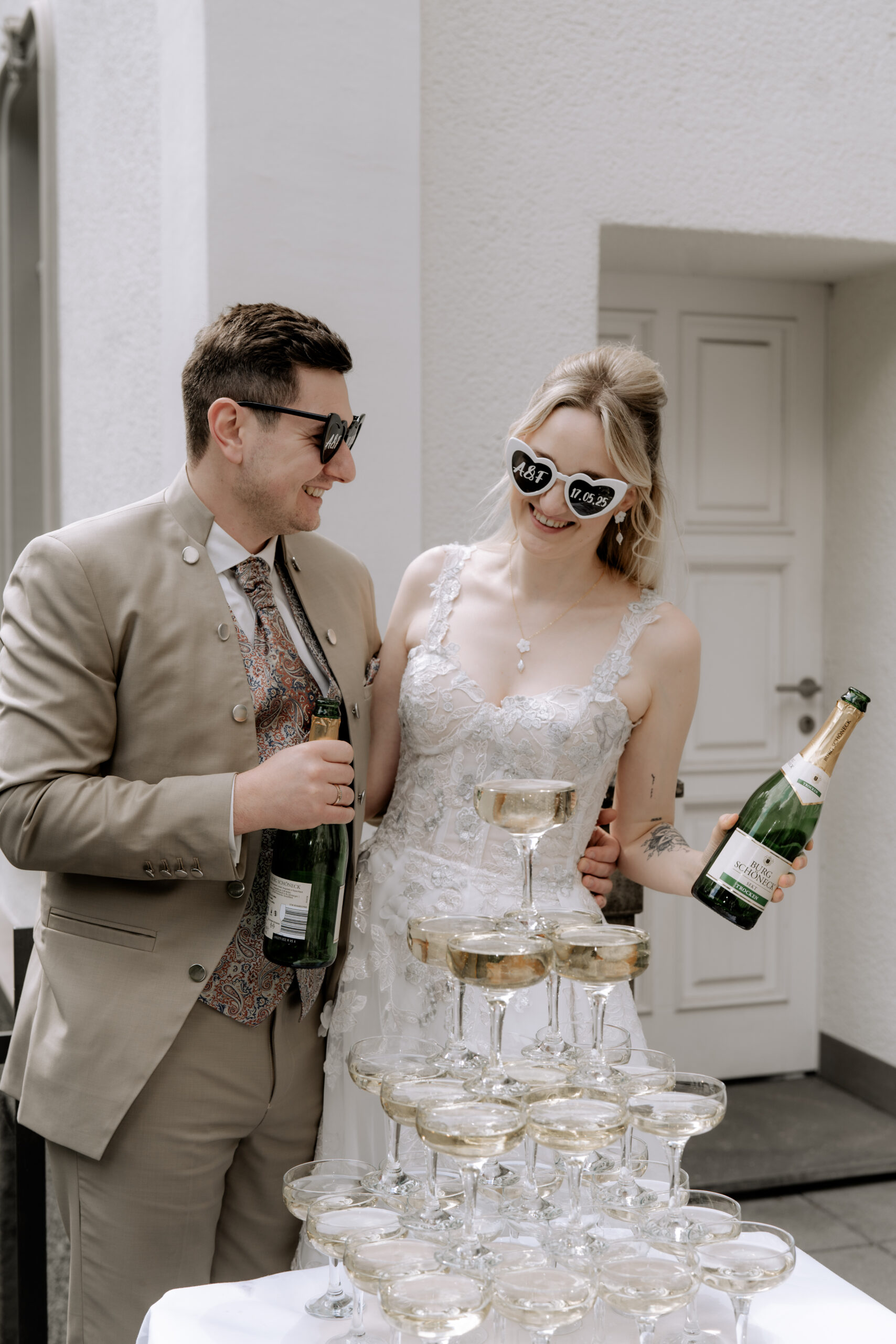 Brautpaar am Hochzeitstag, Hochzeitsplanung mit Lunaris Event Planning